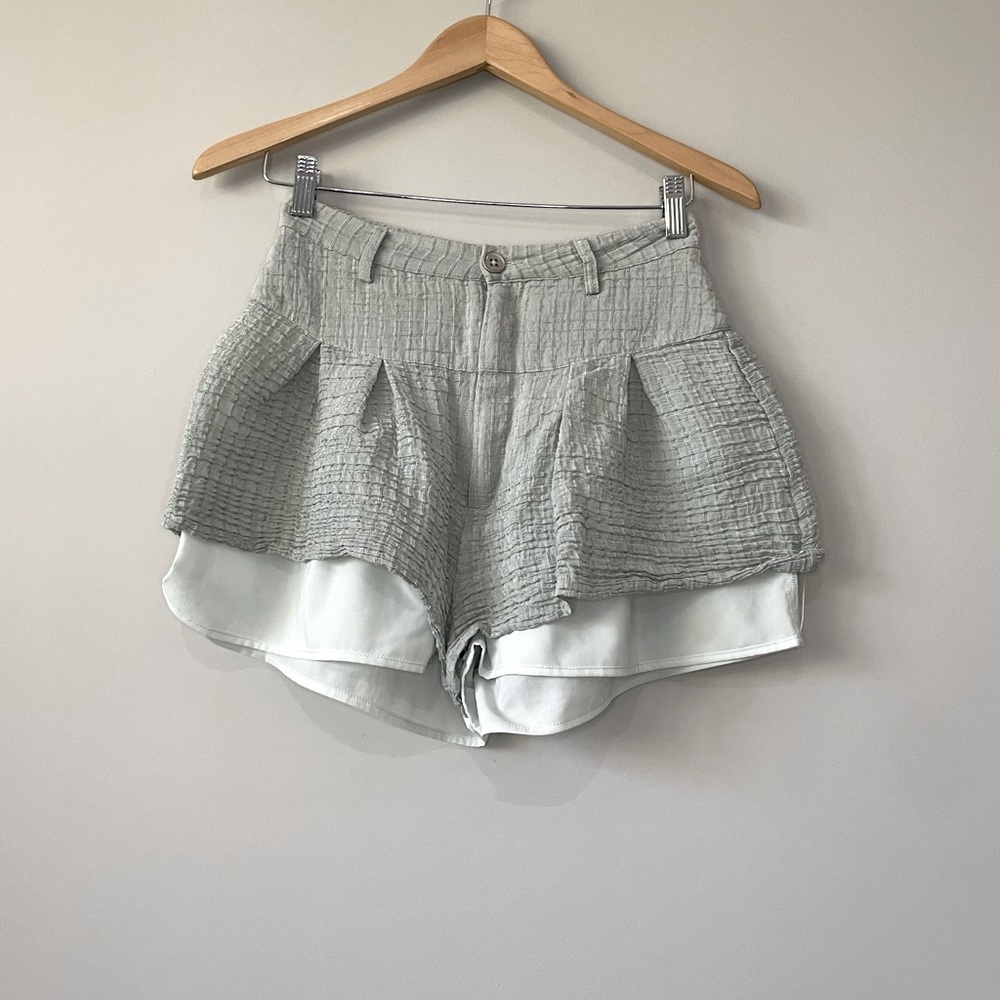 DUtCH texture layered high waist shorts